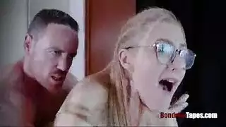 شاب يعاقب امع بالنيك مترجم