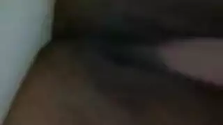 عاهرة شقراء تريد شرج عنيف وحلق عميق