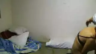 ادخل إلى عقابها الخاص: جلسة هزة الجماع الفردية