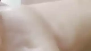 لعب الفرج: فتاة تركية ناضجة تحصل على إصبع في شقها حتى النشوة