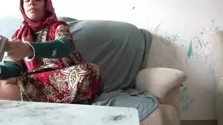 الإيجار مُسدَّد بالكامل: المهاجر الأسود يضاجع المطلقة التركية الجذابة