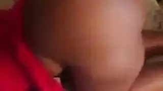 تسجيل الوصول بالفندق يتحول إلى جلسة جنس صريح مع شقراء