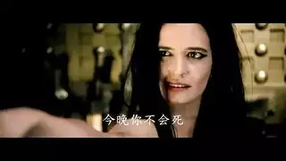 مجموعتها الخاصة من الصور العارية والأوضاع الفاحشة