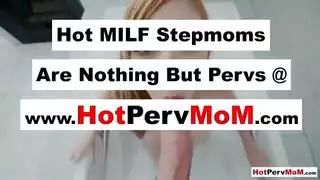 تطلب منك الجنس الخلفي عرب