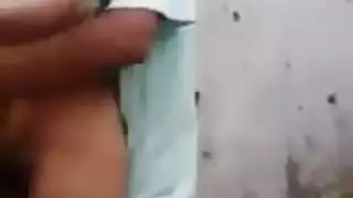 بتجلس على زبو وهو نايم