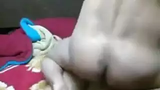 شرموطة هاردكور تأخذ زبًا سميكًا بعمق في كسها المبلل