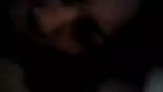 الأميرة المدللة ليز لوي تمارس الجنس مع رجل هندي في فيلم إباحي خام أمام الكاميرا